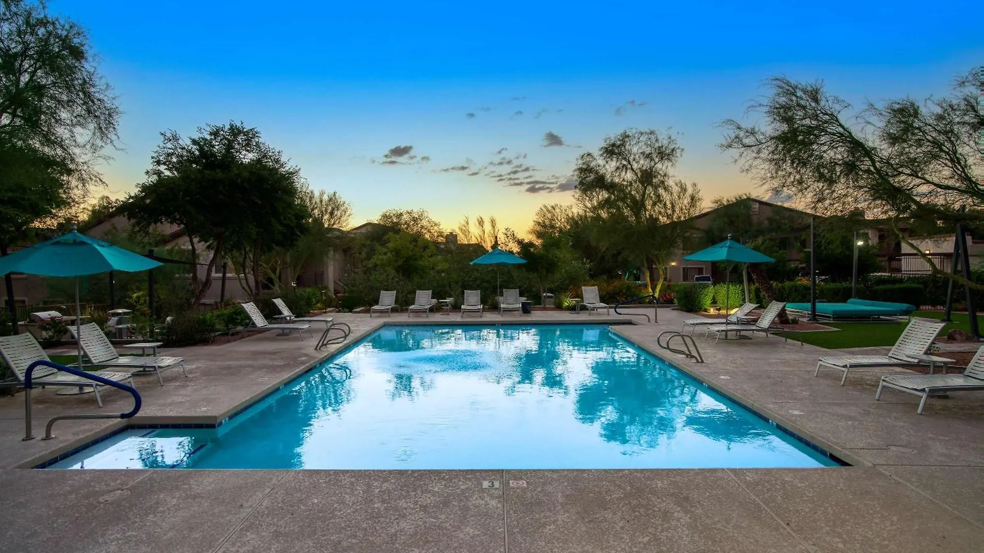 Modern 3-Br Condo Near Kierland Scottsdale