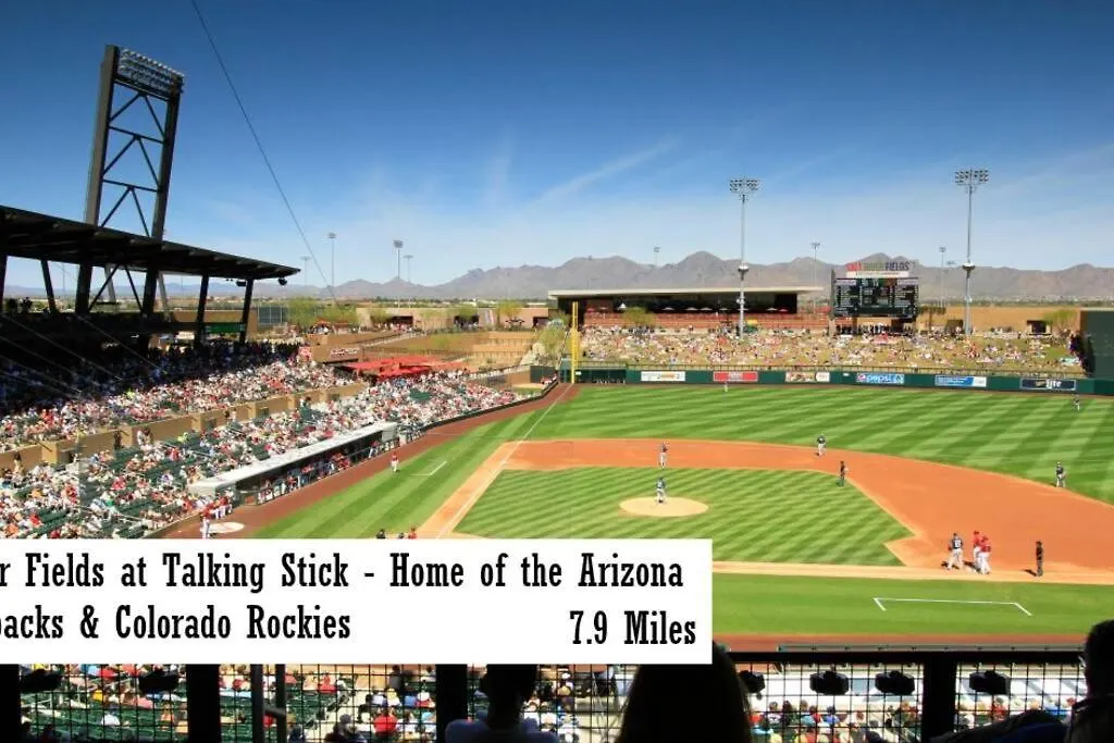 Modern 3-Br Condo Near Kierland Scottsdale 0*,